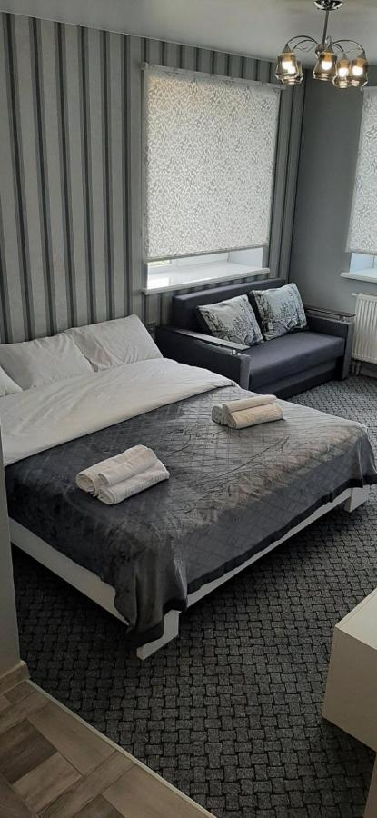 Аpartments Central Town Містечко Центральне З Власним Паркінгом Та Документами На Проживання อิวาโน-ฟรานกิฟสเก ภายนอก รูปภาพ
