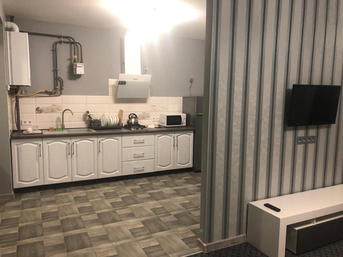 Аpartments Central Town Містечко Центральне З Власним Паркінгом Та Документами На Проживання อิวาโน-ฟรานกิฟสเก ภายนอก รูปภาพ
