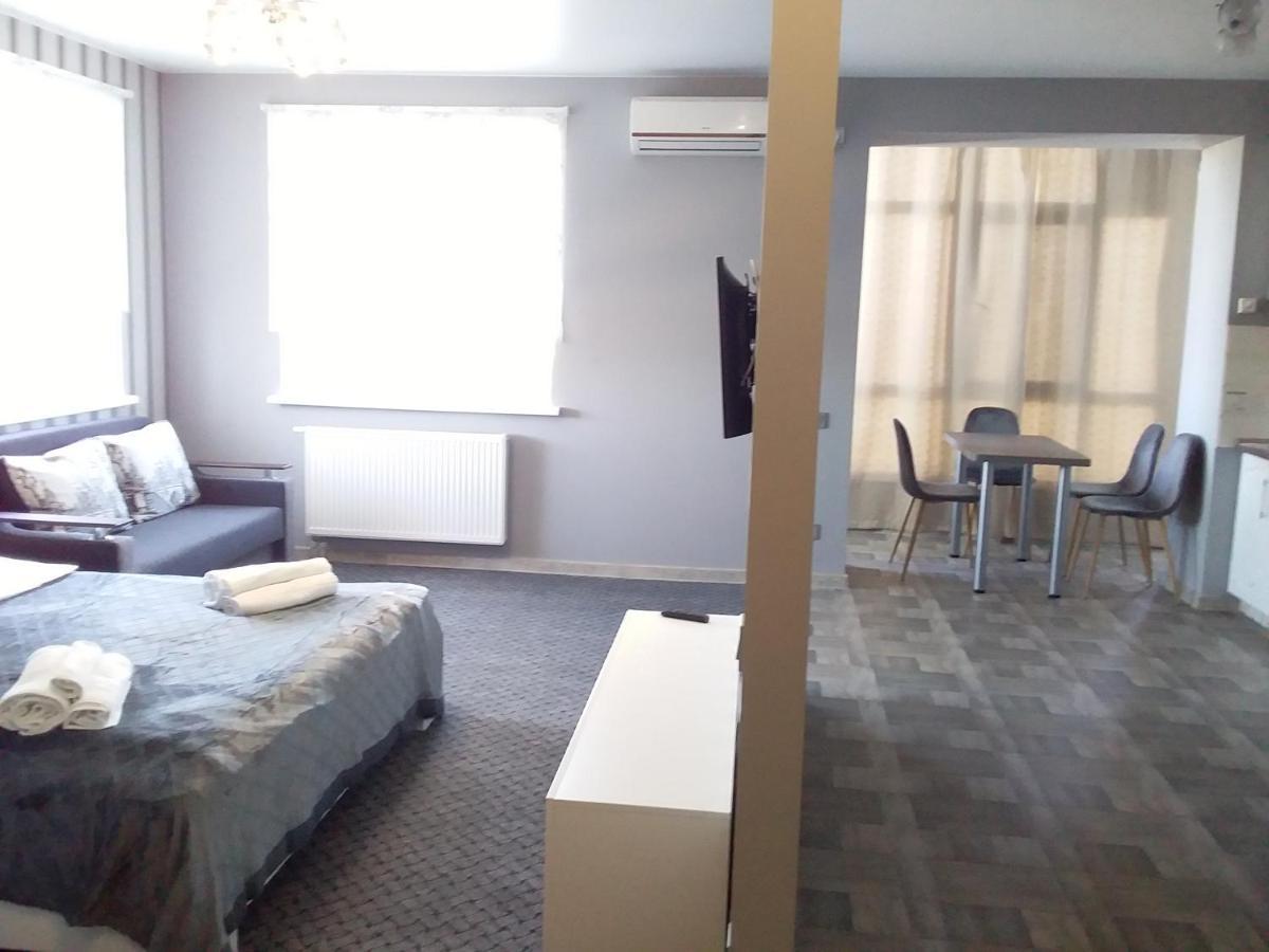 Аpartments Central Town Містечко Центральне З Власним Паркінгом Та Документами На Проживання อิวาโน-ฟรานกิฟสเก ภายนอก รูปภาพ