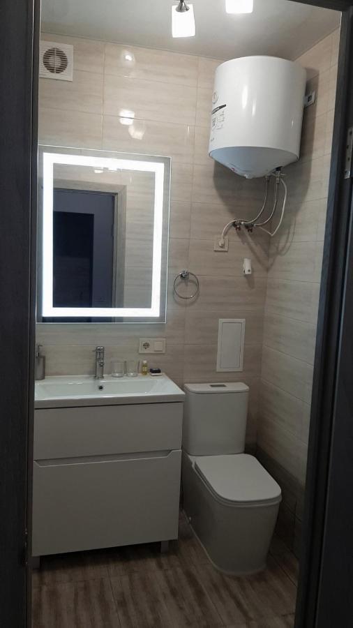 Аpartments Central Town Містечко Центральне З Власним Паркінгом Та Документами На Проживання อิวาโน-ฟรานกิฟสเก ภายนอก รูปภาพ
