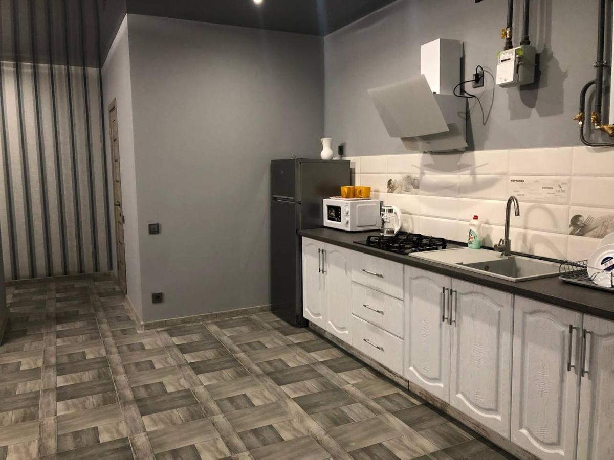 Аpartments Central Town Містечко Центральне З Власним Паркінгом Та Документами На Проживання อิวาโน-ฟรานกิฟสเก ภายนอก รูปภาพ