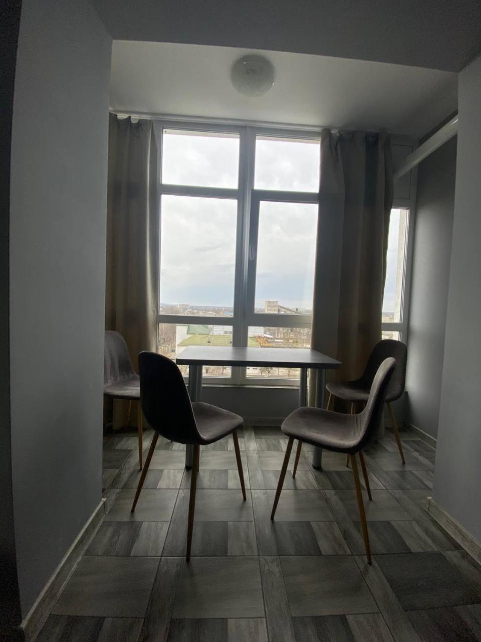 Аpartments Central Town Містечко Центральне З Власним Паркінгом Та Документами На Проживання อิวาโน-ฟรานกิฟสเก ภายนอก รูปภาพ