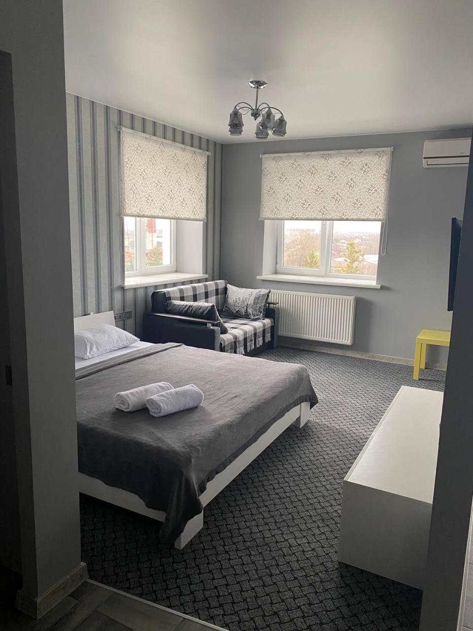 Аpartments Central Town Містечко Центральне З Власним Паркінгом Та Документами На Проживання อิวาโน-ฟรานกิฟสเก ภายนอก รูปภาพ
