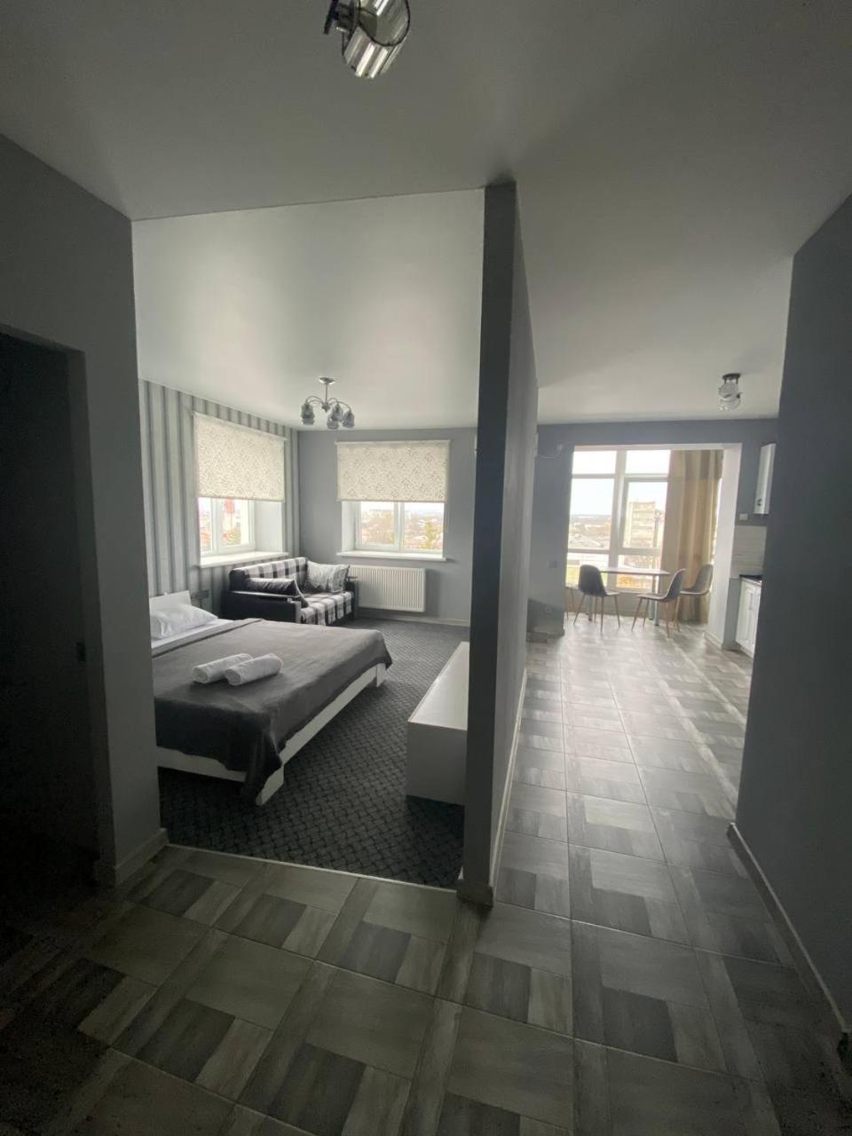 Аpartments Central Town Містечко Центральне З Власним Паркінгом Та Документами На Проживання อิวาโน-ฟรานกิฟสเก ภายนอก รูปภาพ